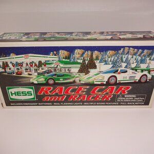 New NIB Hess Toy Race Car and Racer Set 2009 Lights Sounds Green White